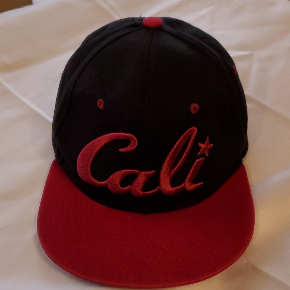 Cali Snapback Cap - Picture 5 of 5